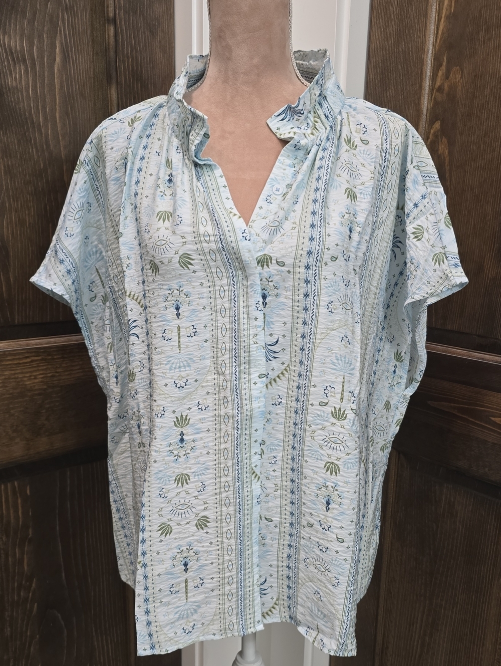torrid Light Blue Floral Stripe Popover